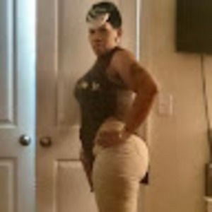 Meet your Posher, Dena